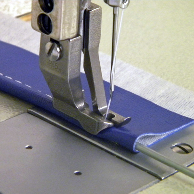 Sewing Tt - 工業用ウォーキングフットミシン部品、ウェルティング押え、配管押え、内外押え付きコーディング押え
