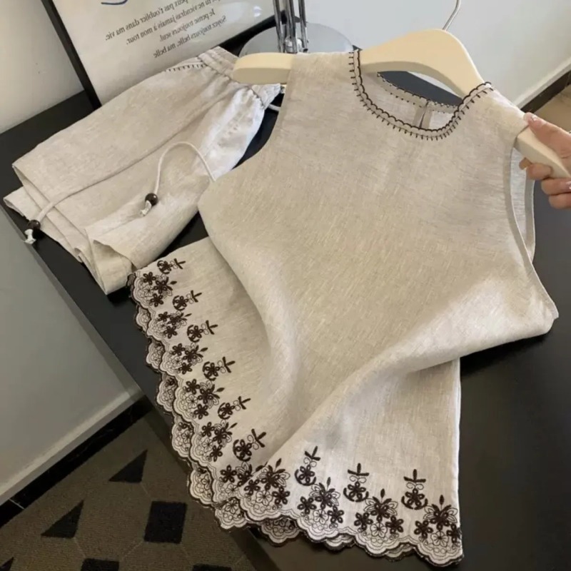 シンプルなオールドマネースタイルの綿麻ヘビーインダストリー刺 - Sewing Vest のレビューと価格