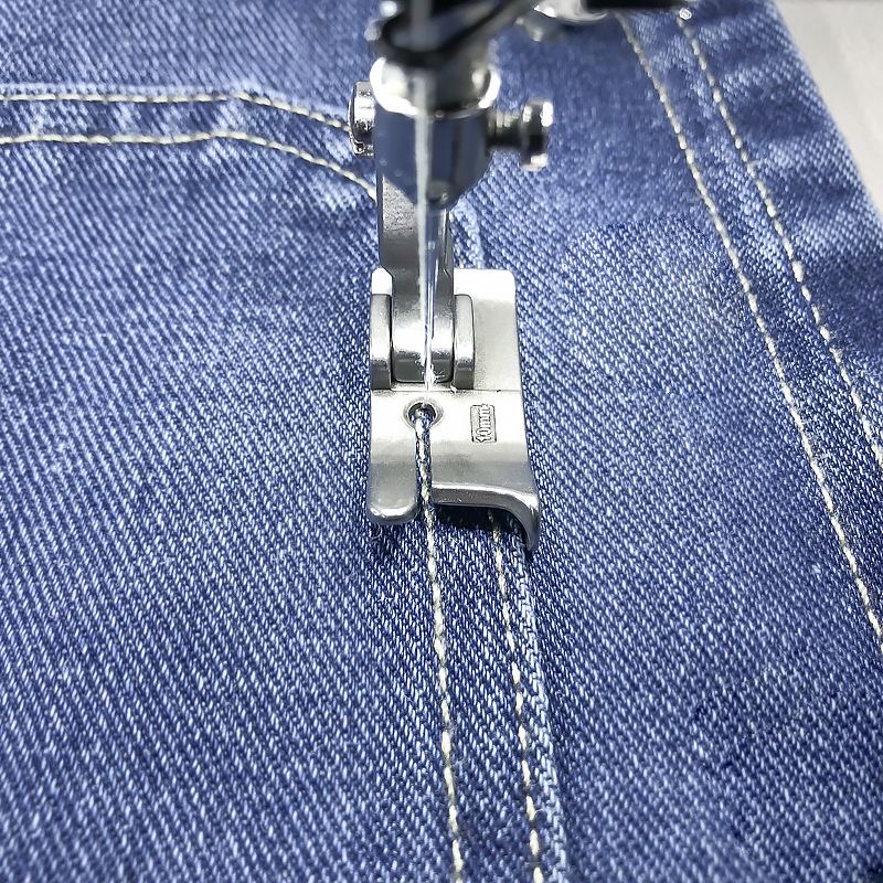 工業用フラットミシン右ブロッキングエッジ押え。トップステッチ - Sewing Tt のレビューと価格